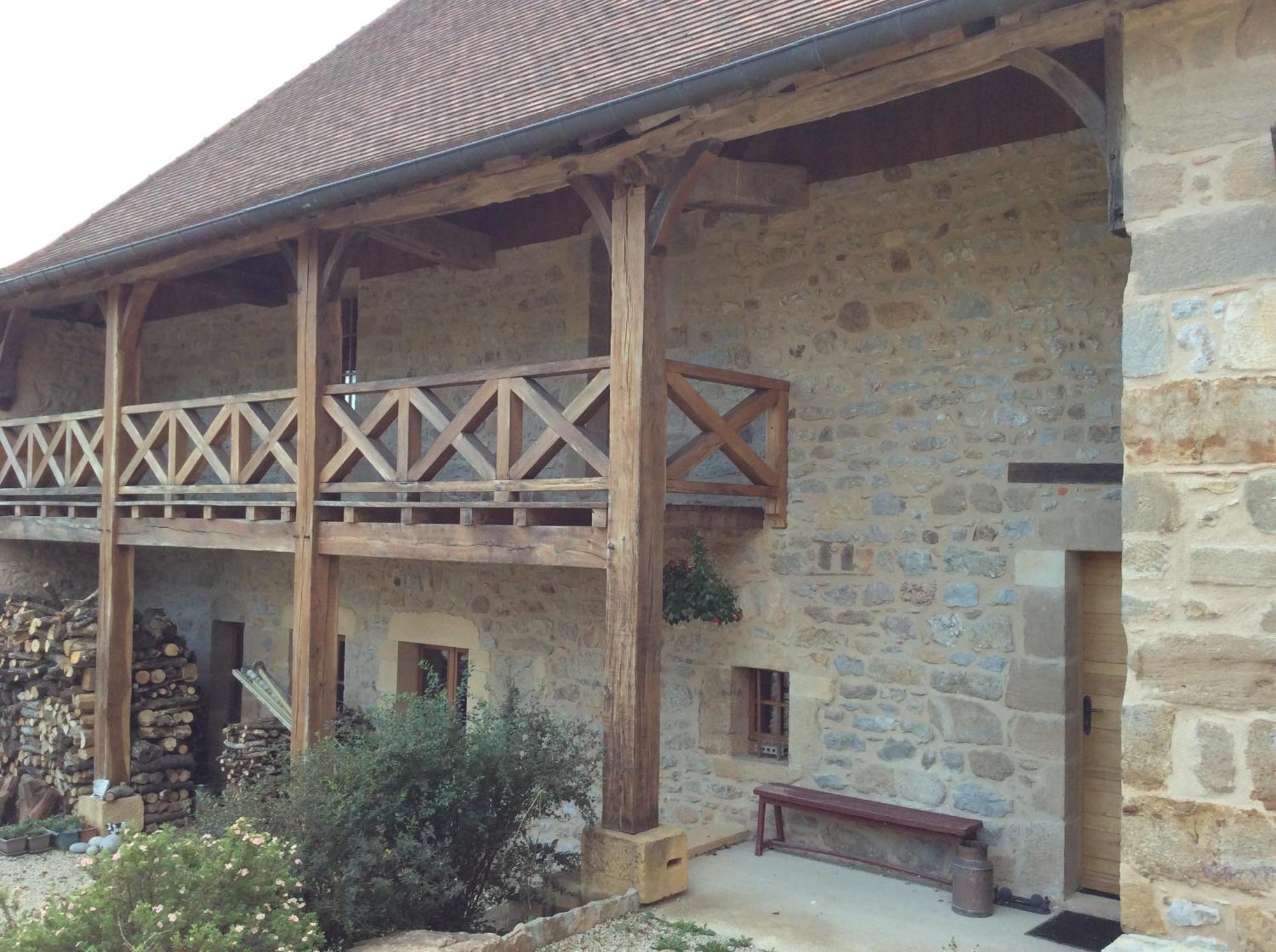 Bed and Breakfast Domaine De Noyer Saint-Christophe-en-Brionnais Exterior foto